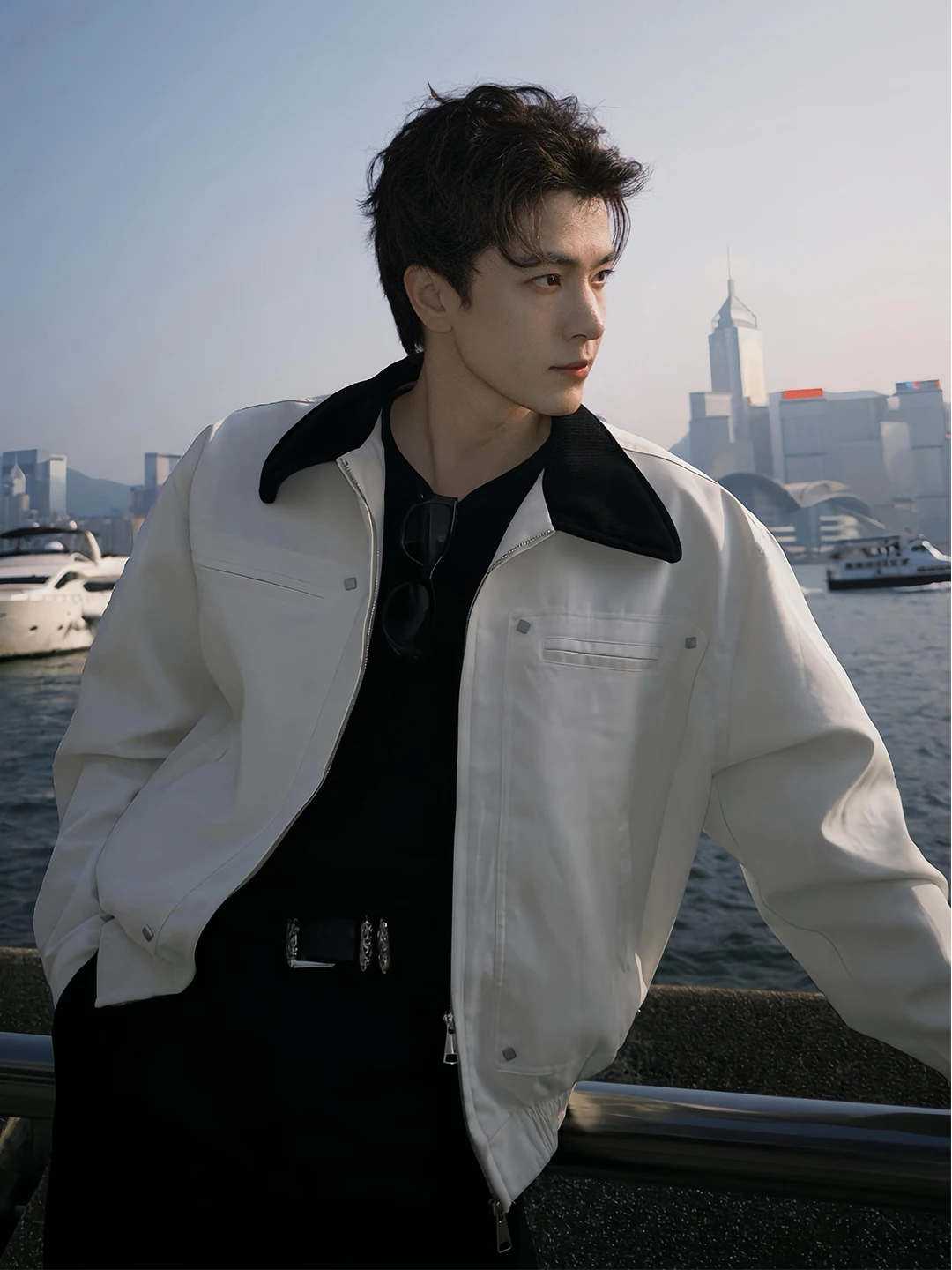 

Белая вельветовая куртка с воротником-стойкой, мужская, весенняя, в стиле Cleanfit, рабочая одежда, джинсовая верхняя одежда, американская ретро-куртка, свободный крой, длинный рукав