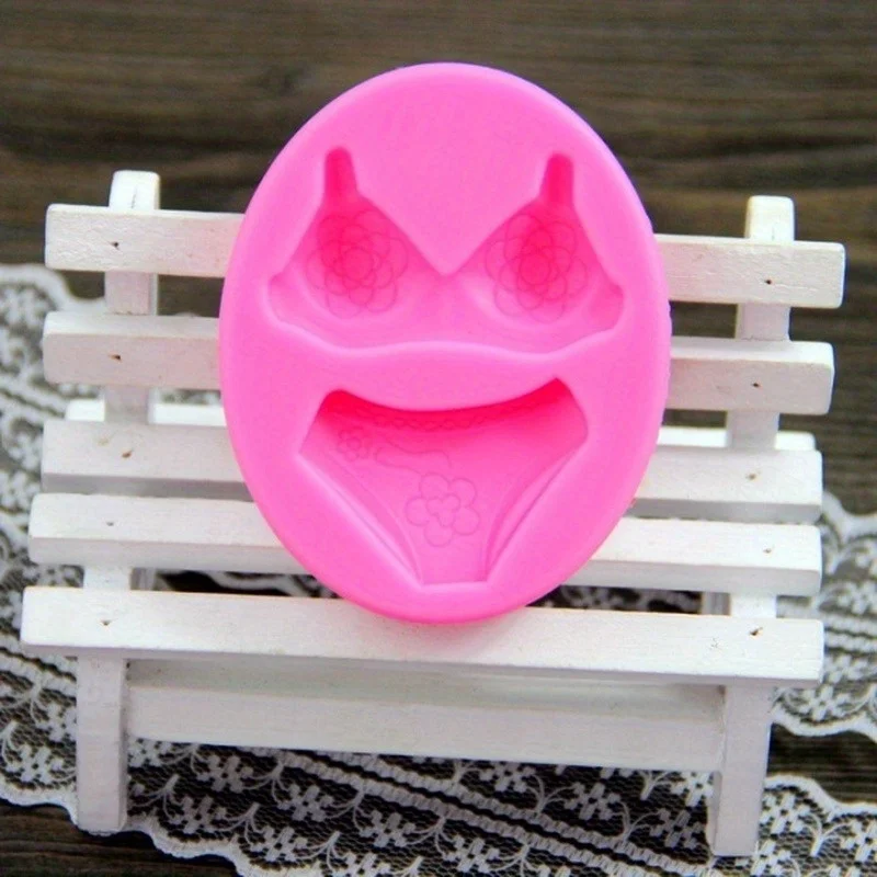 A Sexy Lace Underwear Silicone Mold，For Resin Clay、Candle Aromatherapy Making、Fondant Cake Decoration Silicone Mold