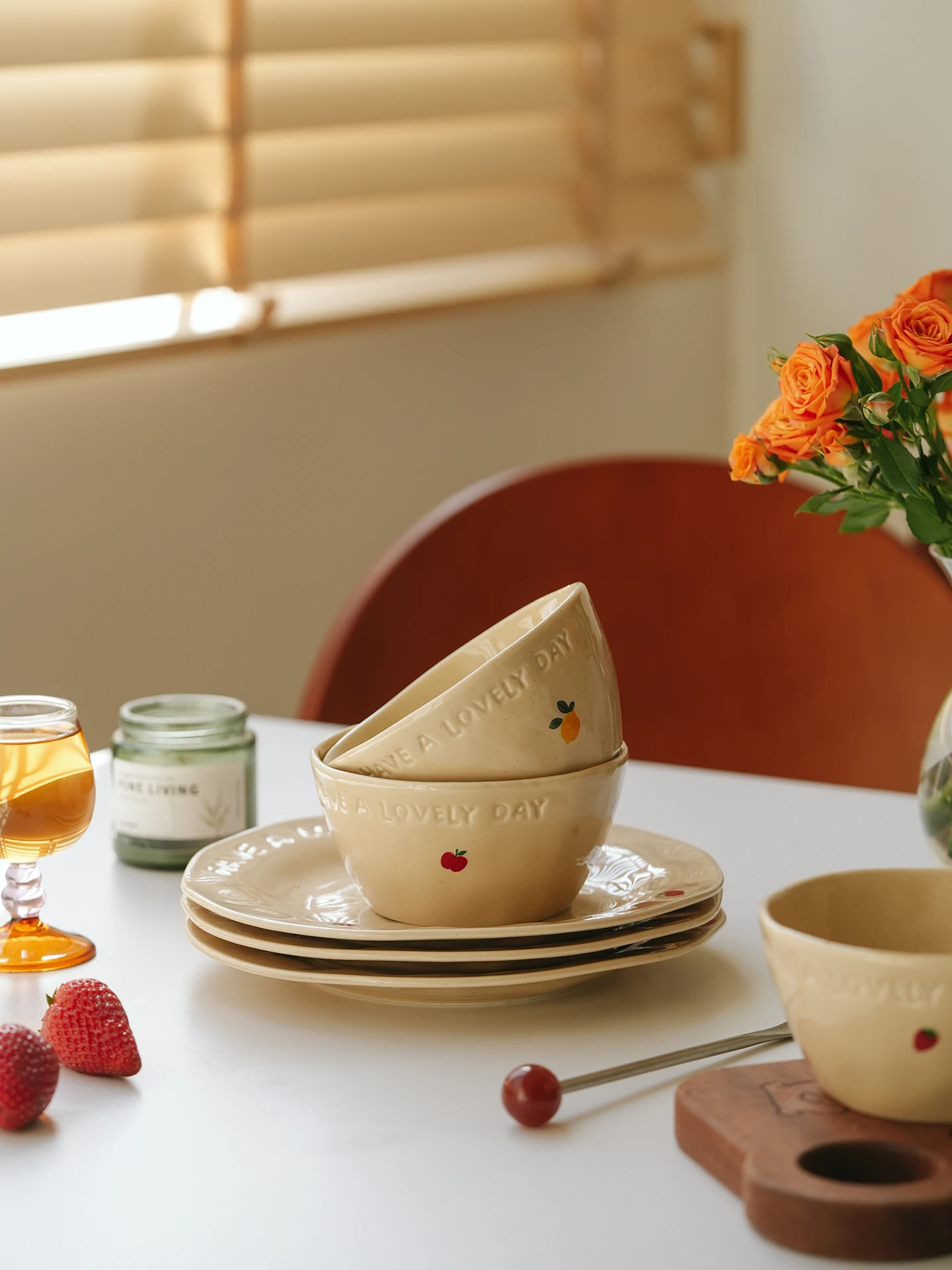 

Новинка апреля 2026: Изысканная маленькая чаша Ele Precise Beautiful Underglaze Cerc для личного домашнего использования, с цветочным узором, круглая, из фарфора.