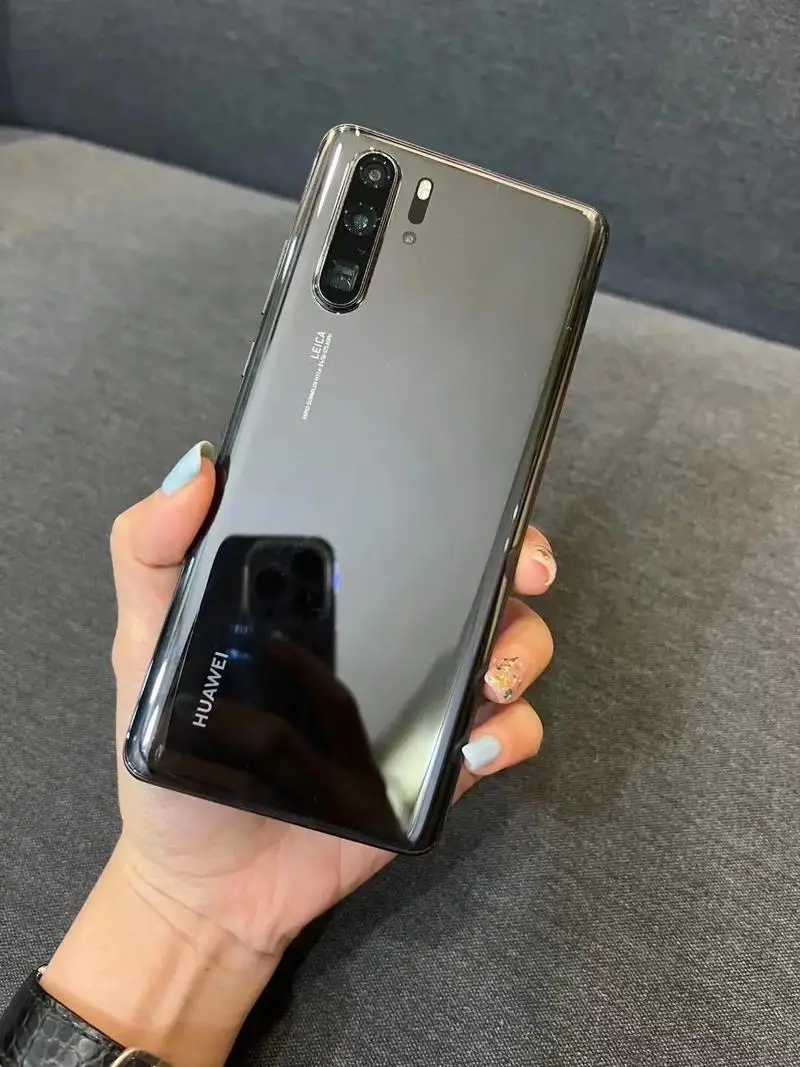 Смартфон Huawei P30 Pro 4G, Android 6,47 дюйма, 2340x1080 пикселей, процессор Hisilicon Kirin 980, используемые телефоны Смартфон Huawei P30 Pro 4G, Android 6,47 дюйма, 2340x1080 пикселей, процессор Hisilicon Kirin 980, используемые телефоны