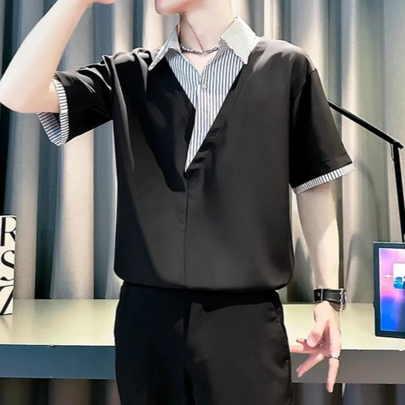 

Ретро цветная блокированная поддельная двухсекционная пуловерная рубашка, мужские летние свободные повседневные рубашки с коротким рукавом, универсальная уличная одежда с v-образным вырезом