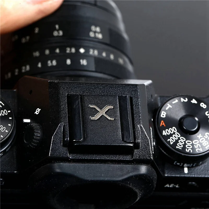 ABGI-4X Suitable For Fuji X-T4 X-T3 X-T2 X-T30 X-T20 X-E3 X-E2 X-PRO3 X-PRO2 X30 X10 Hot Shoe Embedded Flash Hot Shoe Black