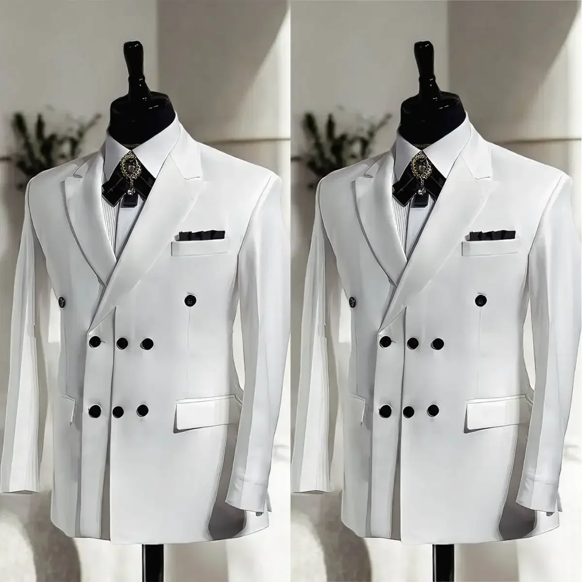 White Men Suits Coat Peaked Lapel Three Breasted Blazer Groom Business Custom Made Only Jacket