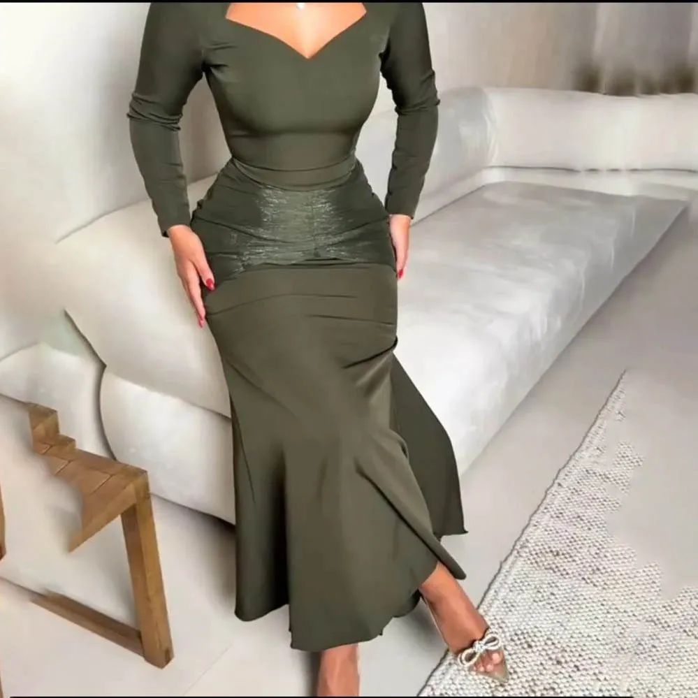 

Customized Exquisite Long Sleeve Evening Dress Charming Prom Dress Sexy Square Neck Ruffles Party Gown فساتين سهرة فخمة 2026