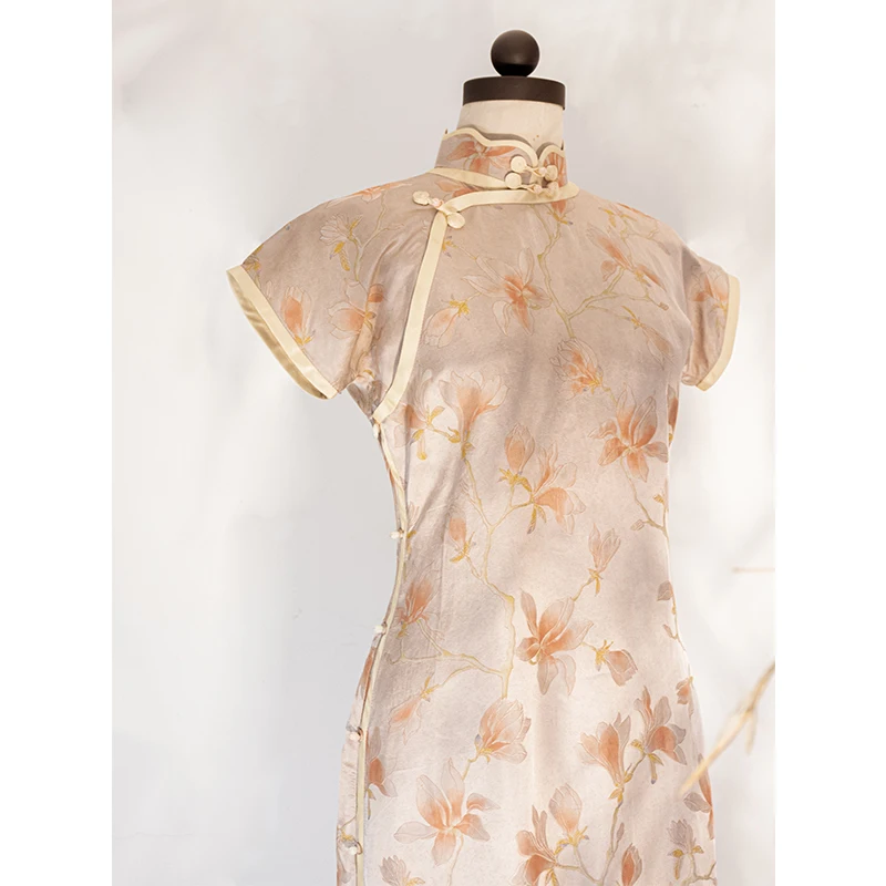 

Новое китайское винтажное длинное ципао из облачного шелка Ele Spring Morning для женщин, повседневное, с коротким рукавом