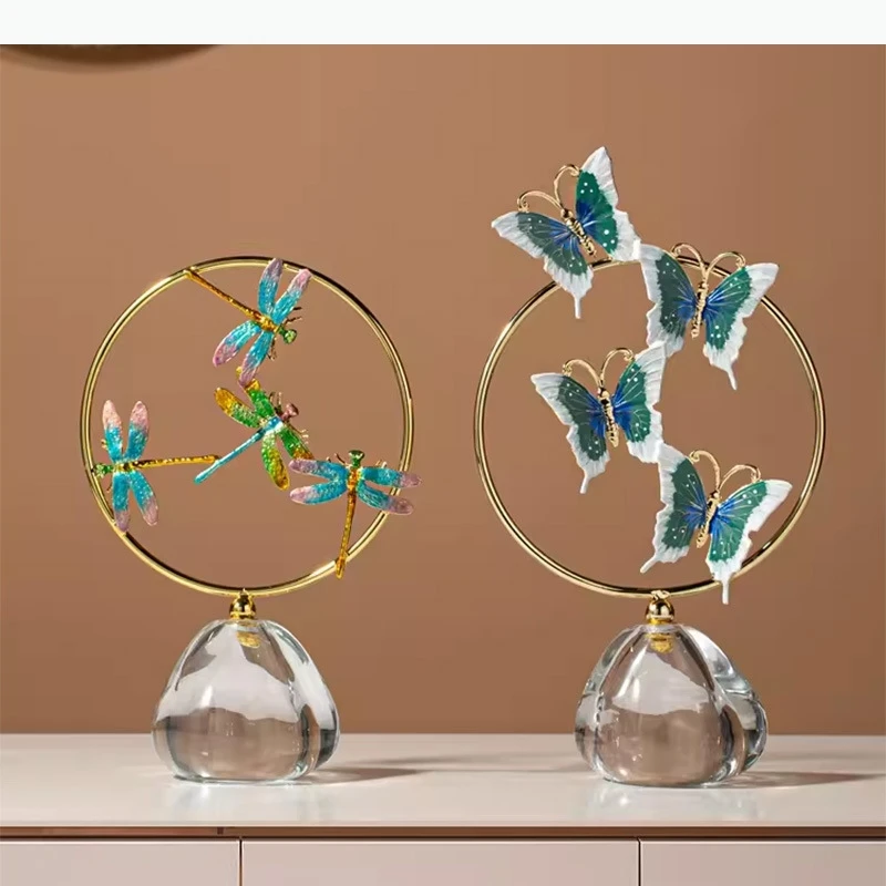 

Metal Handicraft Hollow Ring Base Dragonfly Sculpture Metal Figurine Home Decoration Accessories
