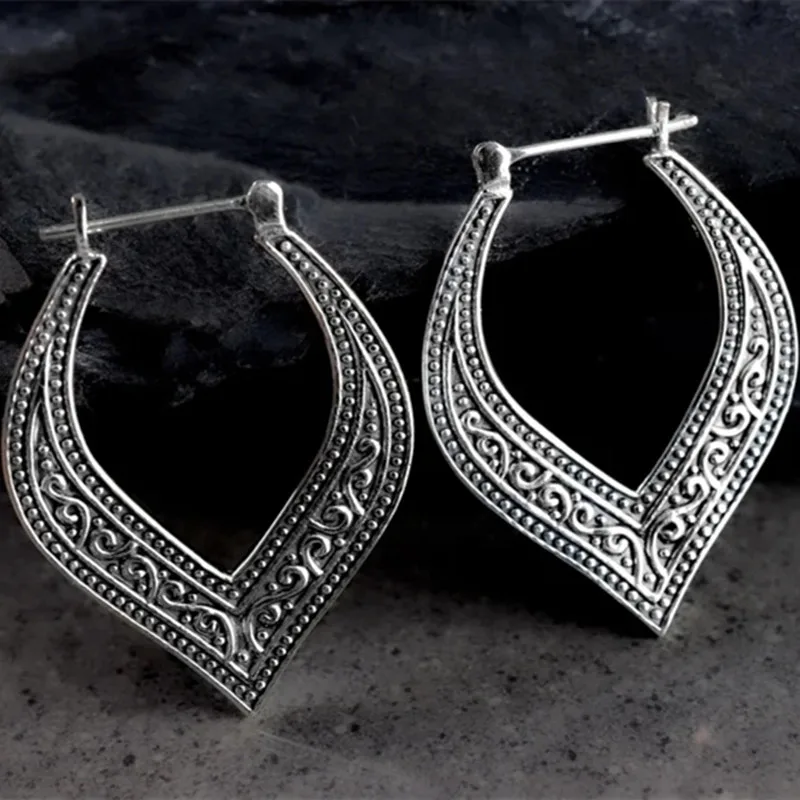 Tribal Ethnic Hand Engraved Thread Hoop Earrings Boho Women's Cutout Pendant Earrings Hollow Silver Color Earrings Accessory