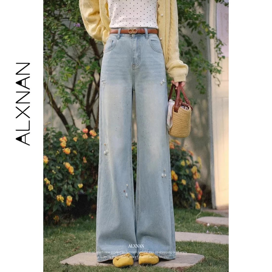 ALXNAN Women Jeans Light Blue Straight Leg Vintage Baggy Long Pants Elegant Starfish Shell Decor Rhinestone Jeans Ladies L61910