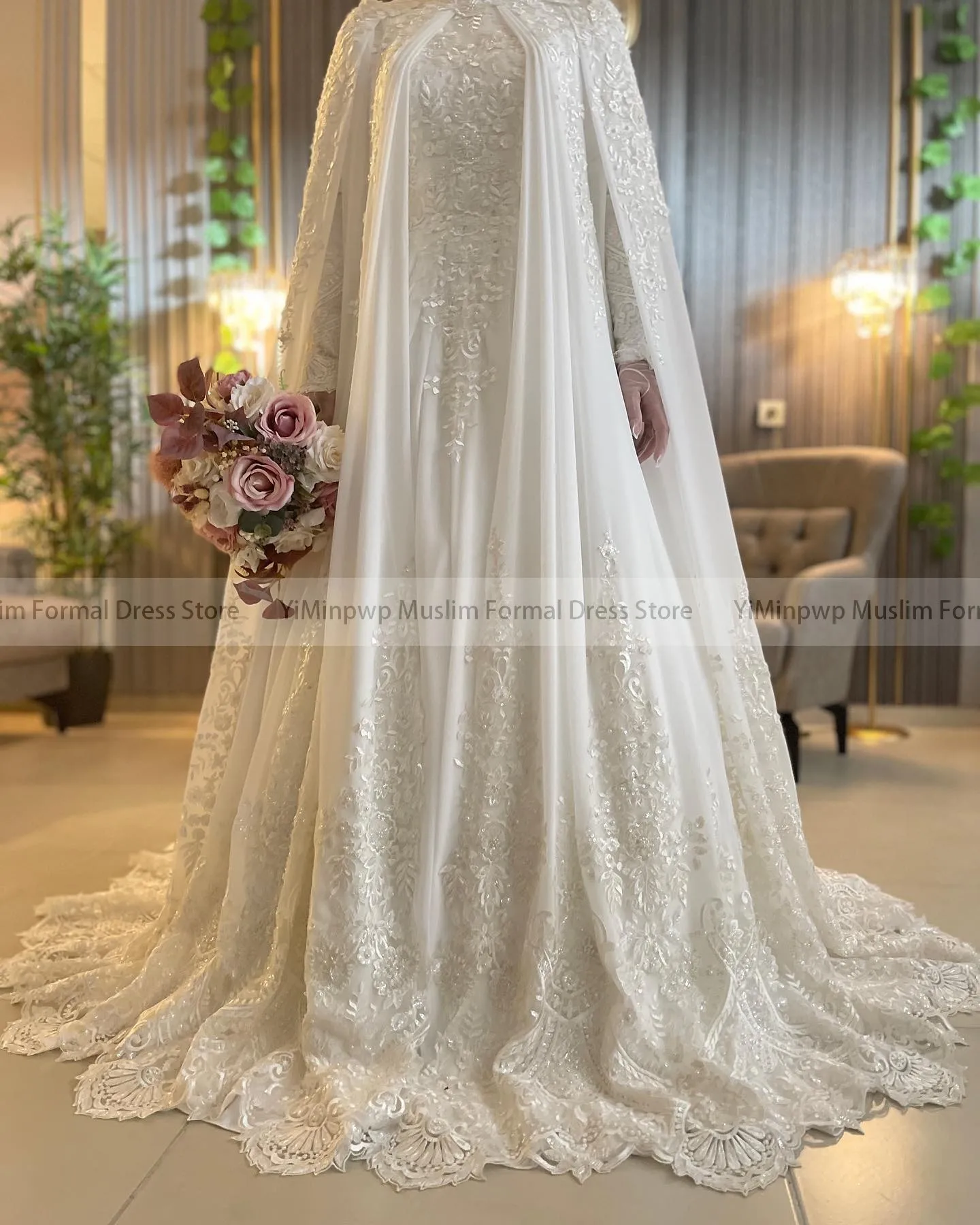 Robes de mariée en dentelle musulmane avec cape, hijab à col haut, manches longues, train de balayage, perles, patients de la mariée, quelles que soient les robes de mariée