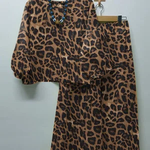 طقم ZANZEA بطبعة ليوبارد للنساء ، بلوزة بياقة O ، بنطال كاجوال ، بدلة حفلات ، 3/4 كم ، أزياء ، ربيع ، 2 قطعة أفضل 12 مجموعة اجتماعية من السراويل والبلوزات للمبيعات - رقم 6