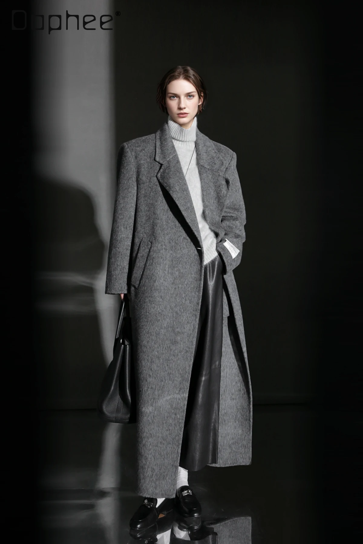 เสื้อโค้ทขนสัตว์สไตล์คลาสสิกแบบกระดุมเดียวสำหรับผู้หญิง เสื้อโค้ทขนสัตว์สองด้าน ความยาวปานกลาง แฟชั่นฤดูหนาวสำหรับเดินทาง เสื้อโค้ทระดับไฮเอนด์