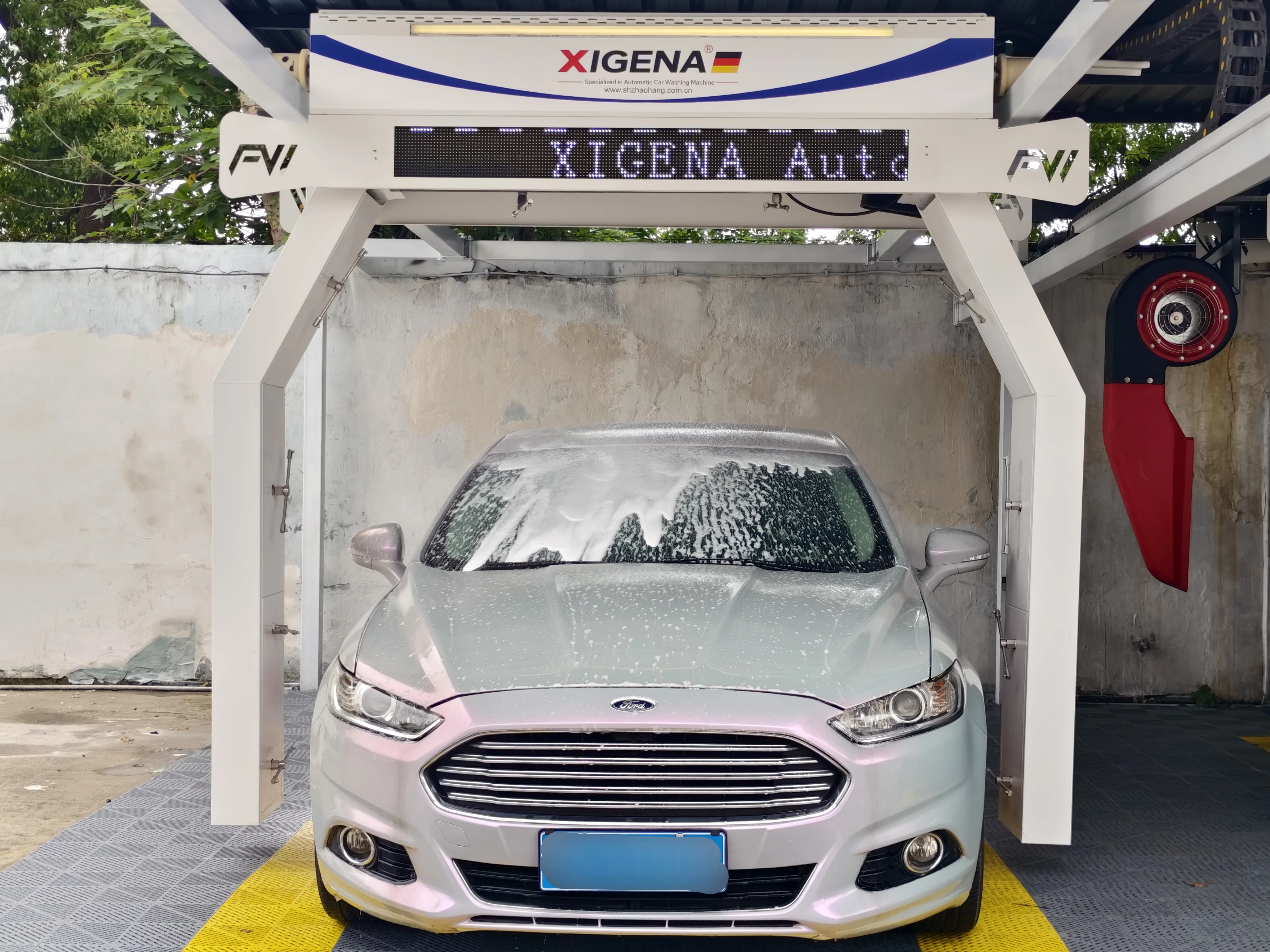 Custom Unmanned Gantry Car Wash Machine, Commercial Fully Automatic Car Wash Equipment For Gas Stations And Underground Garages