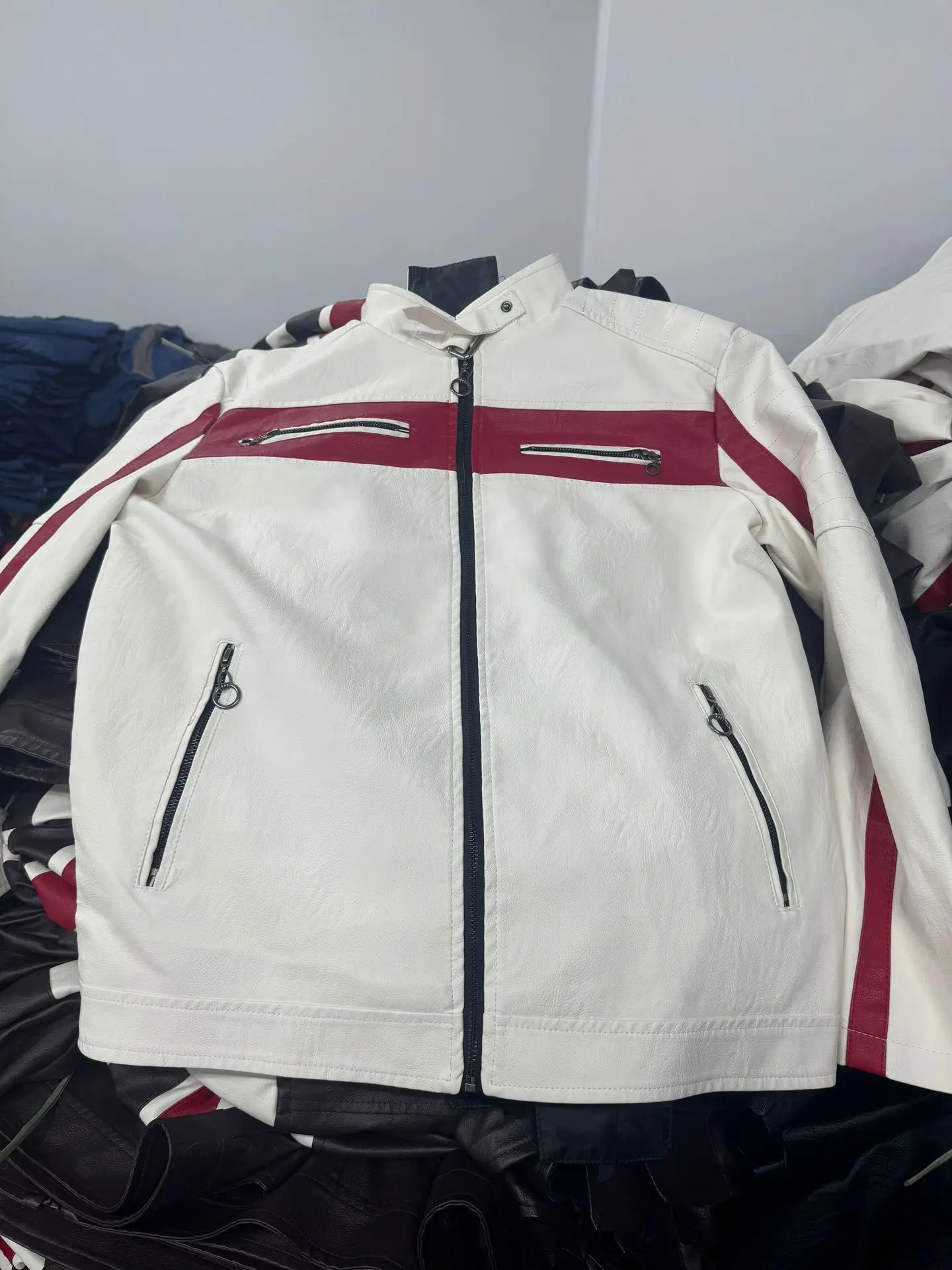2286 White