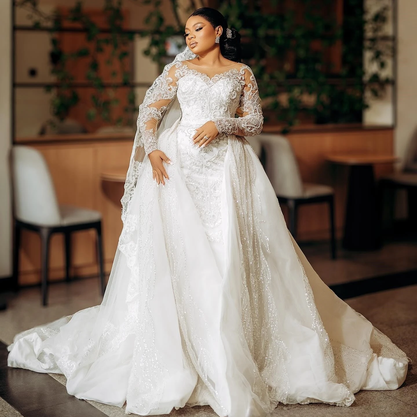 

African Mermaid Wedding Dresses with Detachable Train Scoop Long Sleeve Lace Beading Bridal Gowns robes de mariee Customized