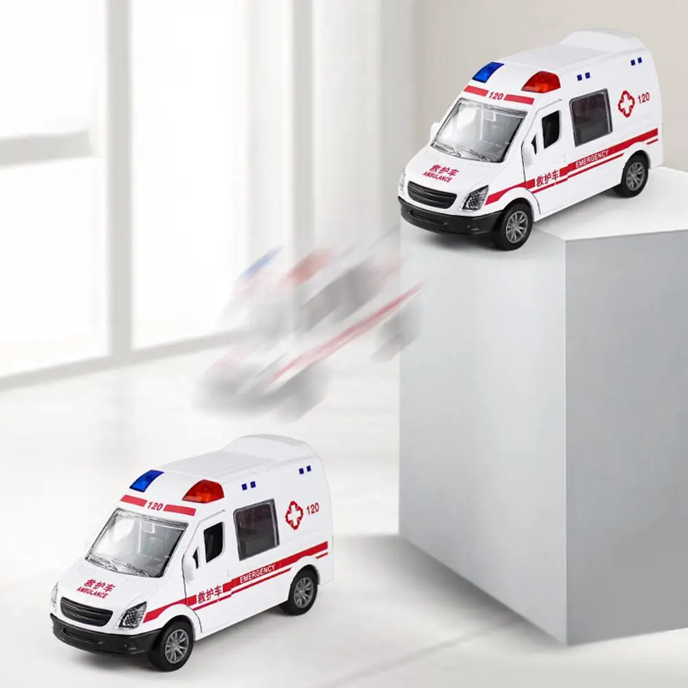 Hospital Rescue Ambulance Die Cast Metal Toy Car Pull Back Alloy Toys Vehicle For Children Boys Toys Can Open the Door