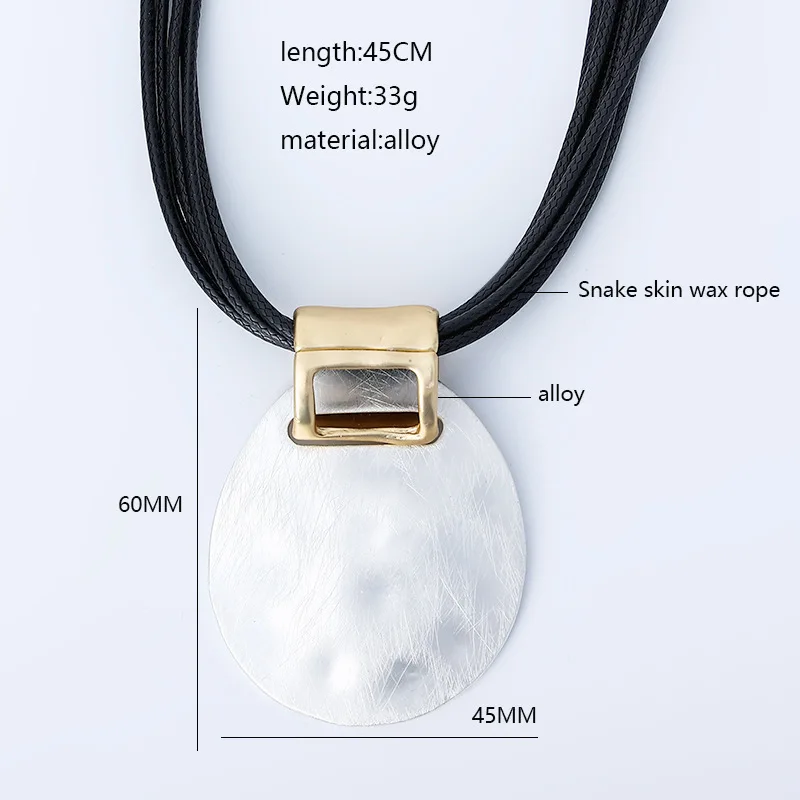 Round Pendant Necklaces for Women Vintage Collars Chains Geometric Luxurious Clavicle Chain Exaggerate Jewelry Christmas Gifts