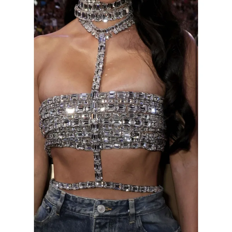 

2025New Arrival Luxury Sparkling Diamond Fashionable Choker Sexy Strapless Light Luxury Party Evening Dress Item