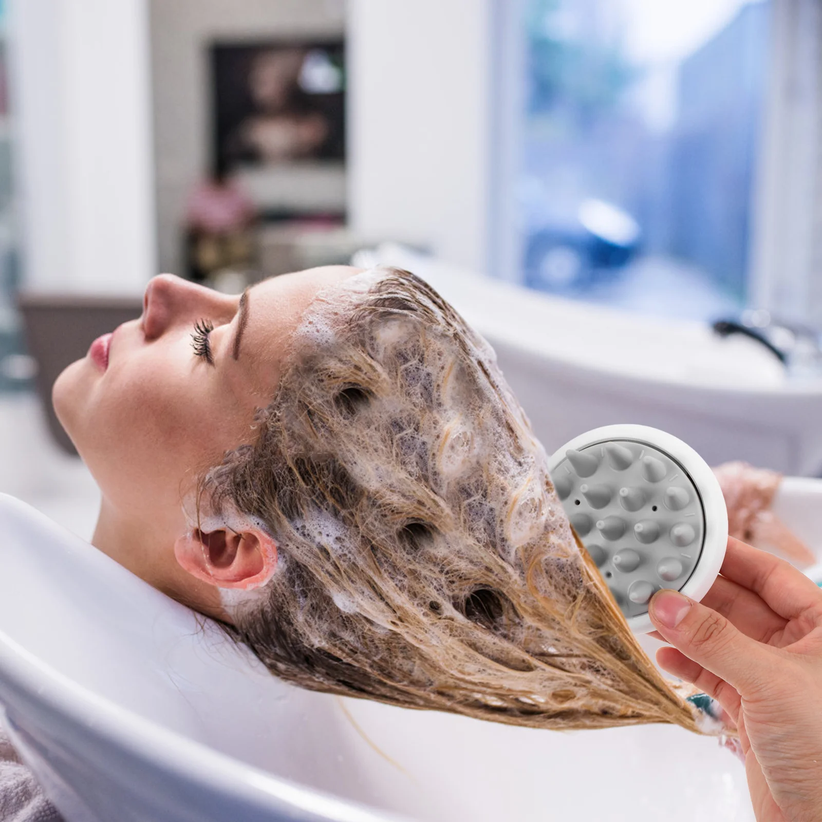 

Silicone Hair Wash Brush with Soft Bristles Scalp Massager for Deep Cleaning Exfoliating Shampoo Aid Relieves Stress Fatigue