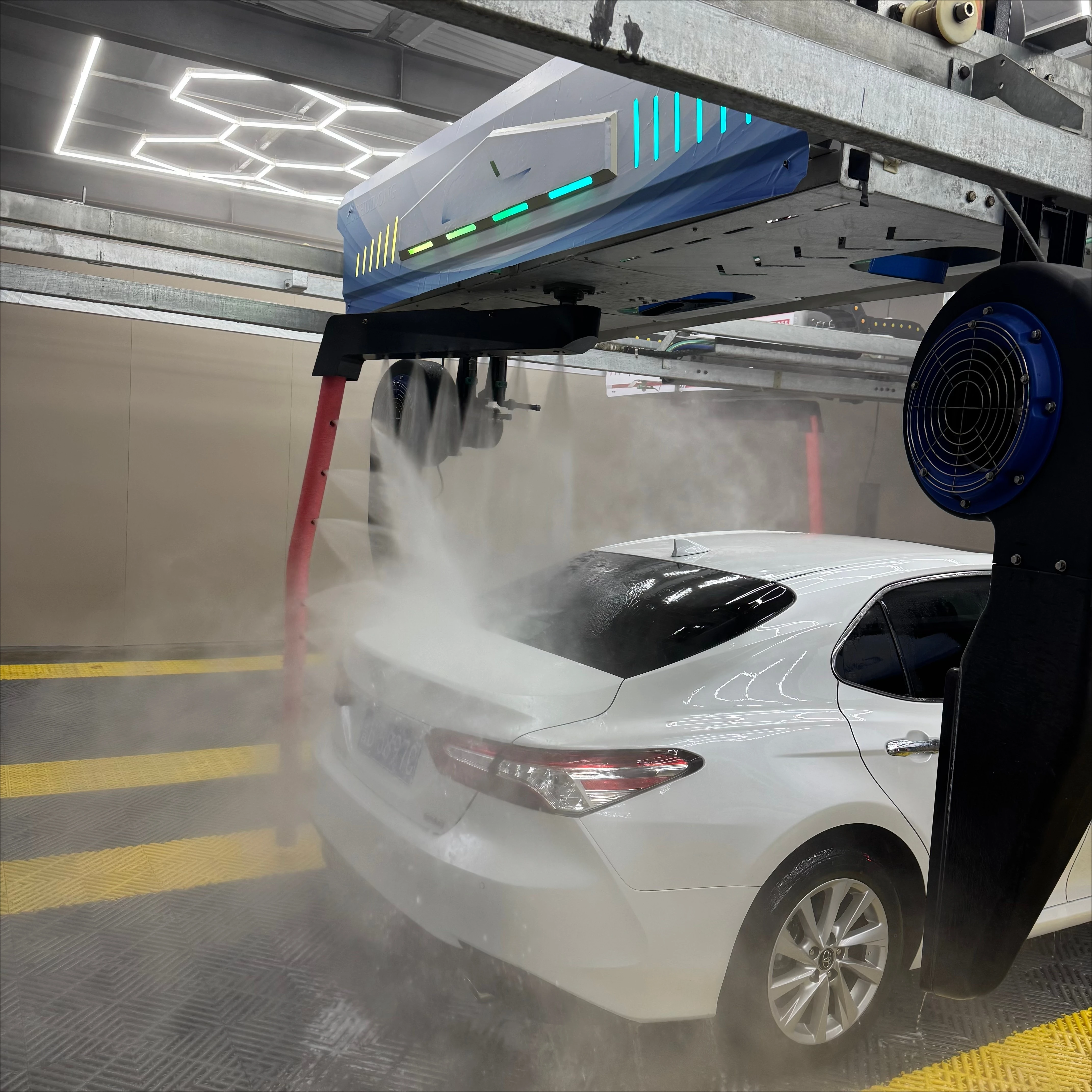 360 Degree Touchless Car Wash Machine Fast Cleaning High Pressure Equipment for Express Car Wash Point Residential Area
