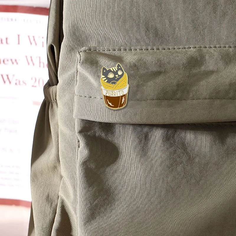 Unisex Casual Cute Cartoon Cat Cake Dessert Shape Brooch Alloy Oil Dripping Pins Badges DIY Clothing Bags Hat T-shirt Decoration