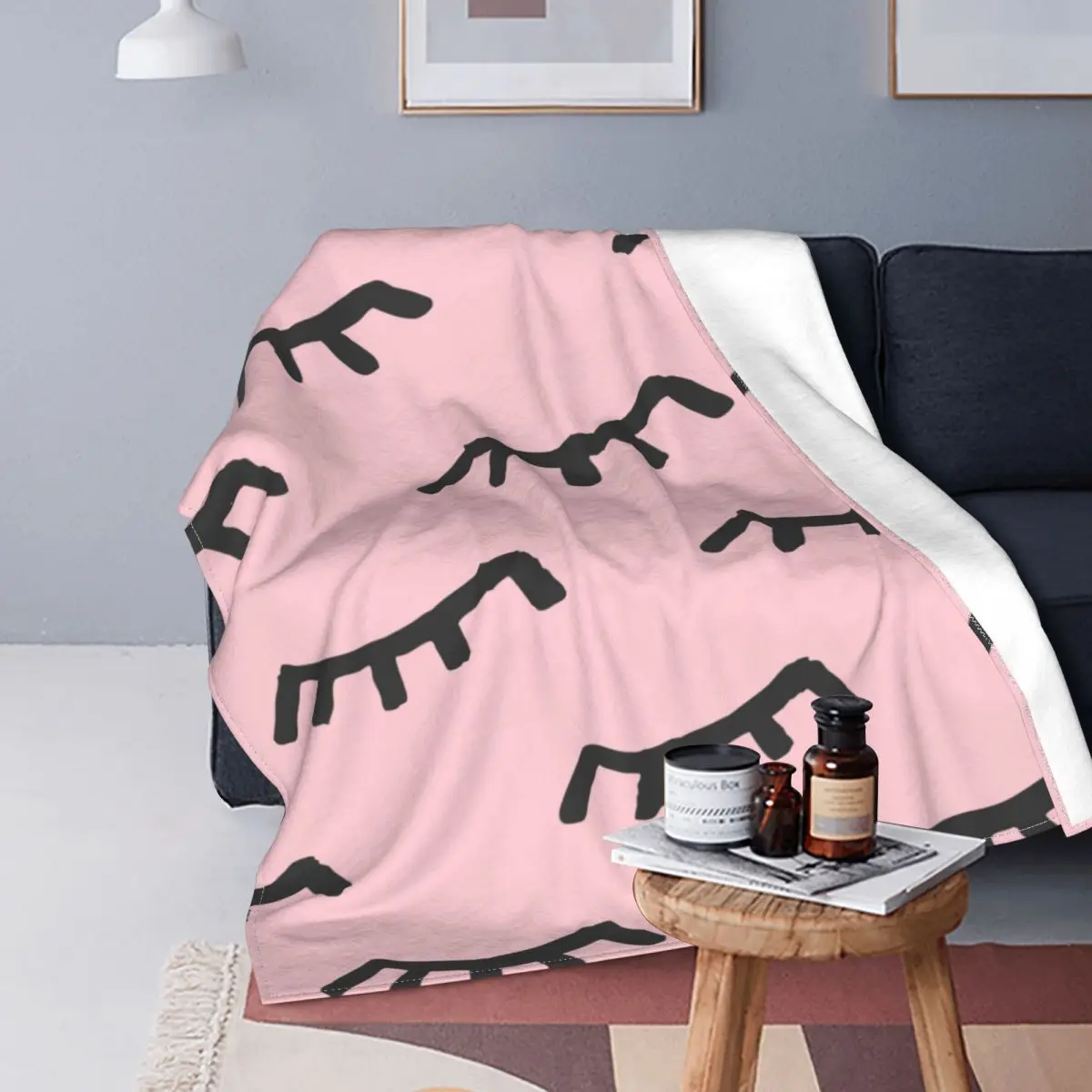 Eyelash Knitted Blankets Cartoon Beauty Glam Closed Eyes Flannel Throw Blanket Airplane Travel Decoration Soft Warm Bedspread