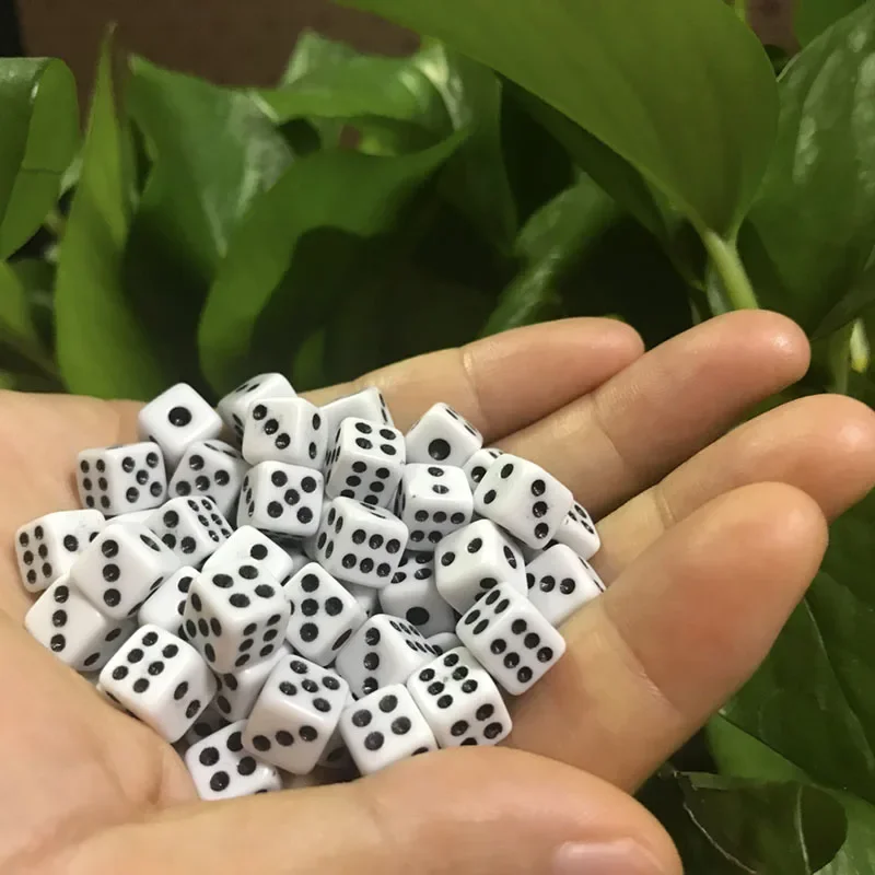 50 Pcs White Gaming Dice 8mm Standard Six Sided Board Game Parties Drop Shipping