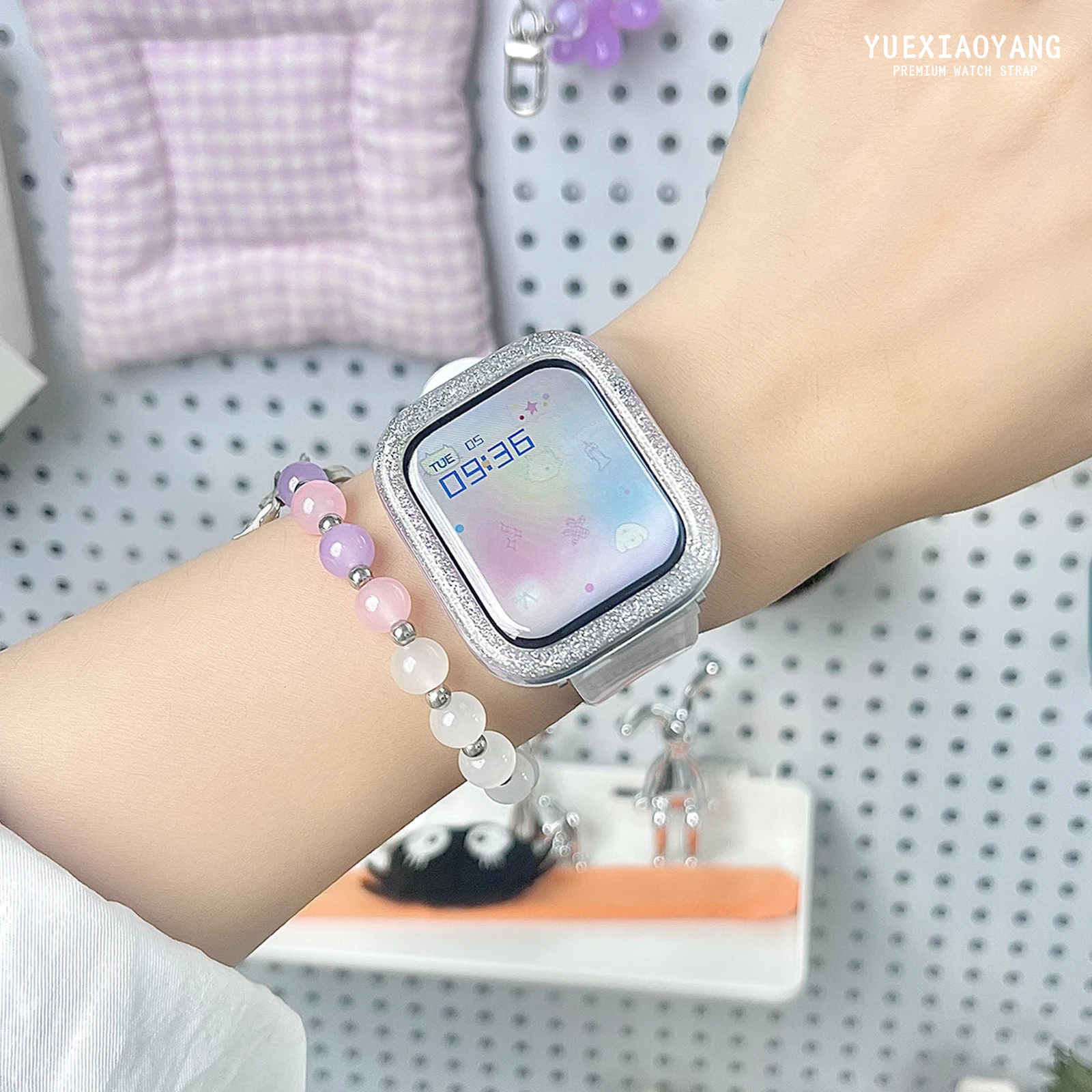 リトルQベア柄のApple Watch用交換バンド、11、10、9、8、7対応、iWatch 42mm、41mm、40mm、38mm対応の交換可能なブレスレット