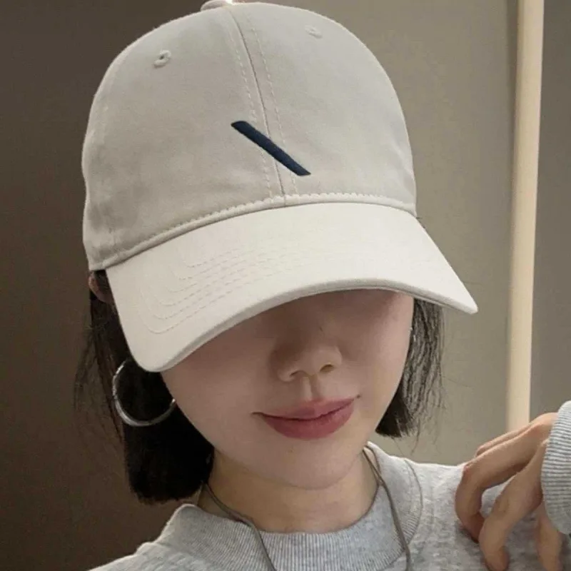 2025 قبعة جديدة واسعة حافة محيط الرأس الكبير توسيع وتعميق مائل قبعة بيسبول مطرزة قبعات الموضة اليومية متعددة الاستخدامات