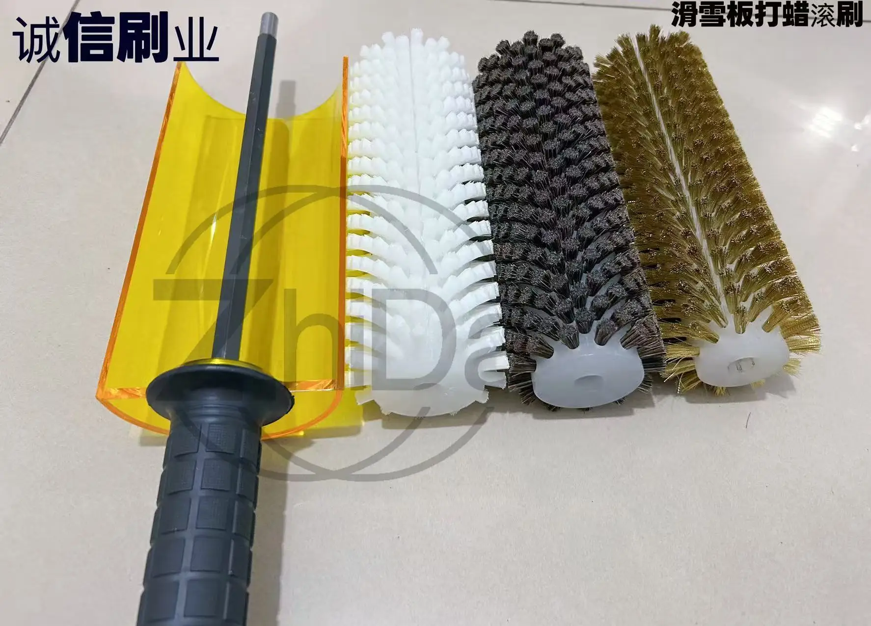 Integrity snowboard waxing electric roller brush, snowboard waxing set, nylon brush horse hair brush, copper wire roller