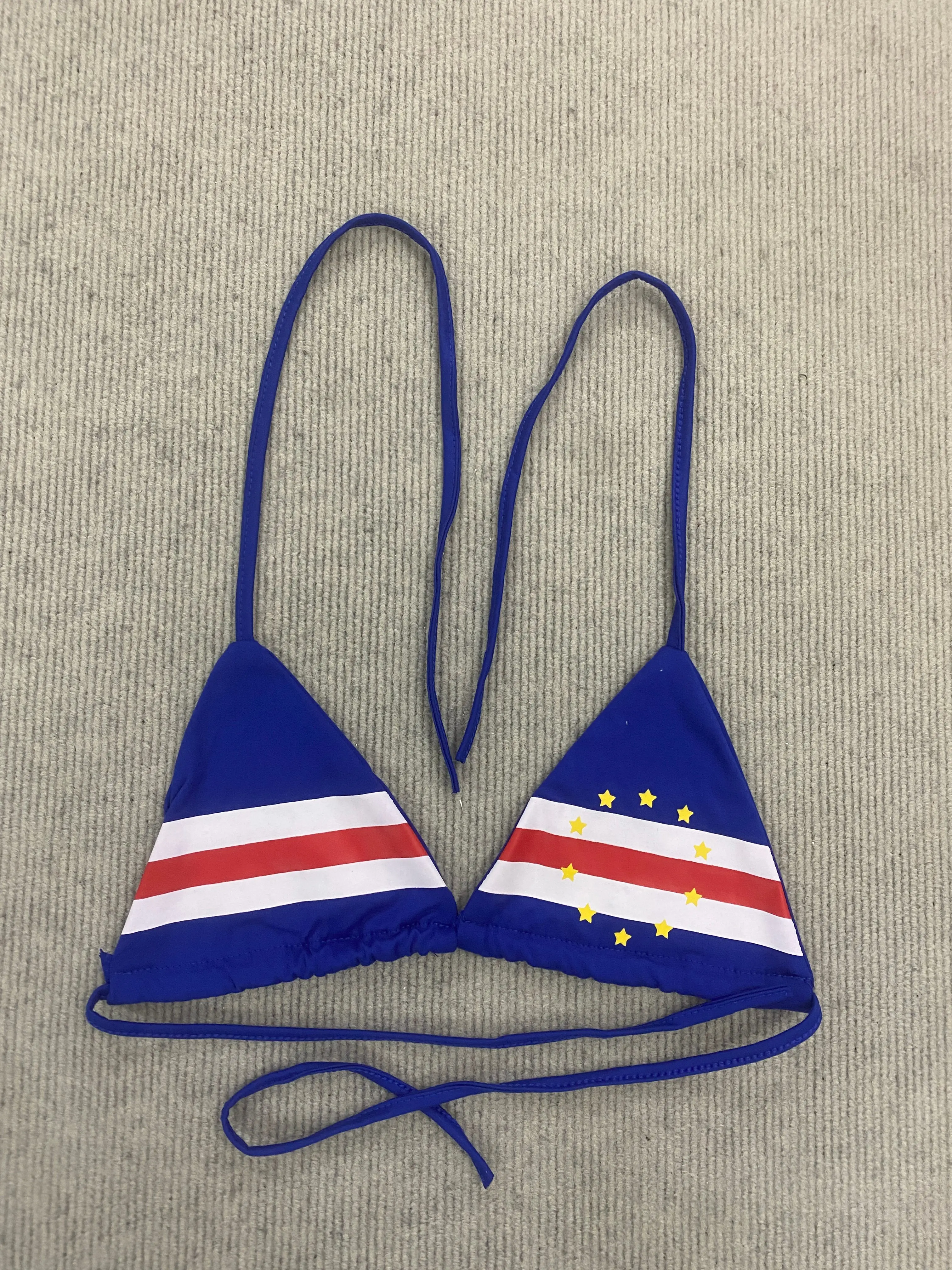 Cape-Verde-Flaggen-Print Dreieck-Bikini-Set für Damen, dünner Bindebänder-Bikini, 2-teiliger Badeanzug, verstellbares Neckholder-Oberteil, Strand-, Pool- und Urlaubs-Badebekleidung – Detail 4