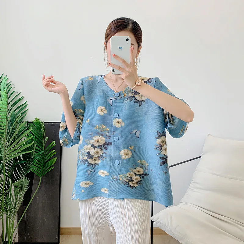 Women's blouse Miyake Pleated Fashion loose large size round neck short sleeve flower print T-shirt