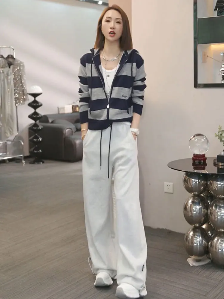 

Young Looking 2026 Women's Fashionable Striped Jacket Top And Wide Leg Pants Two Piece Set Casual Sporty Style Zipper Closure
