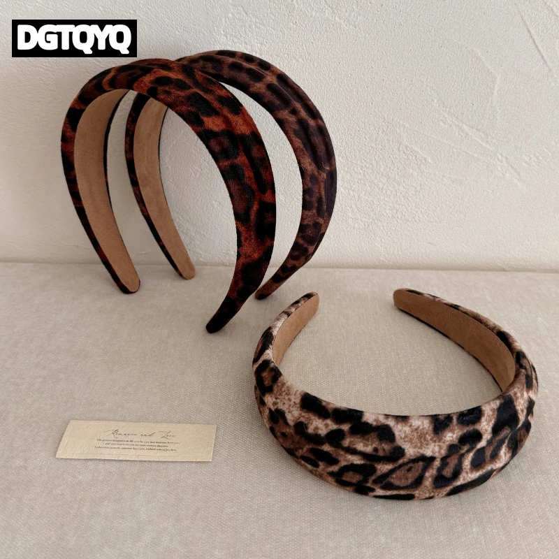 

DGTQYQ шикарная повязка на голову с леопардовым принтом и губчатой подкладкой для женщин и девочек, повседневное использование, модный удобный аксессуар для волос