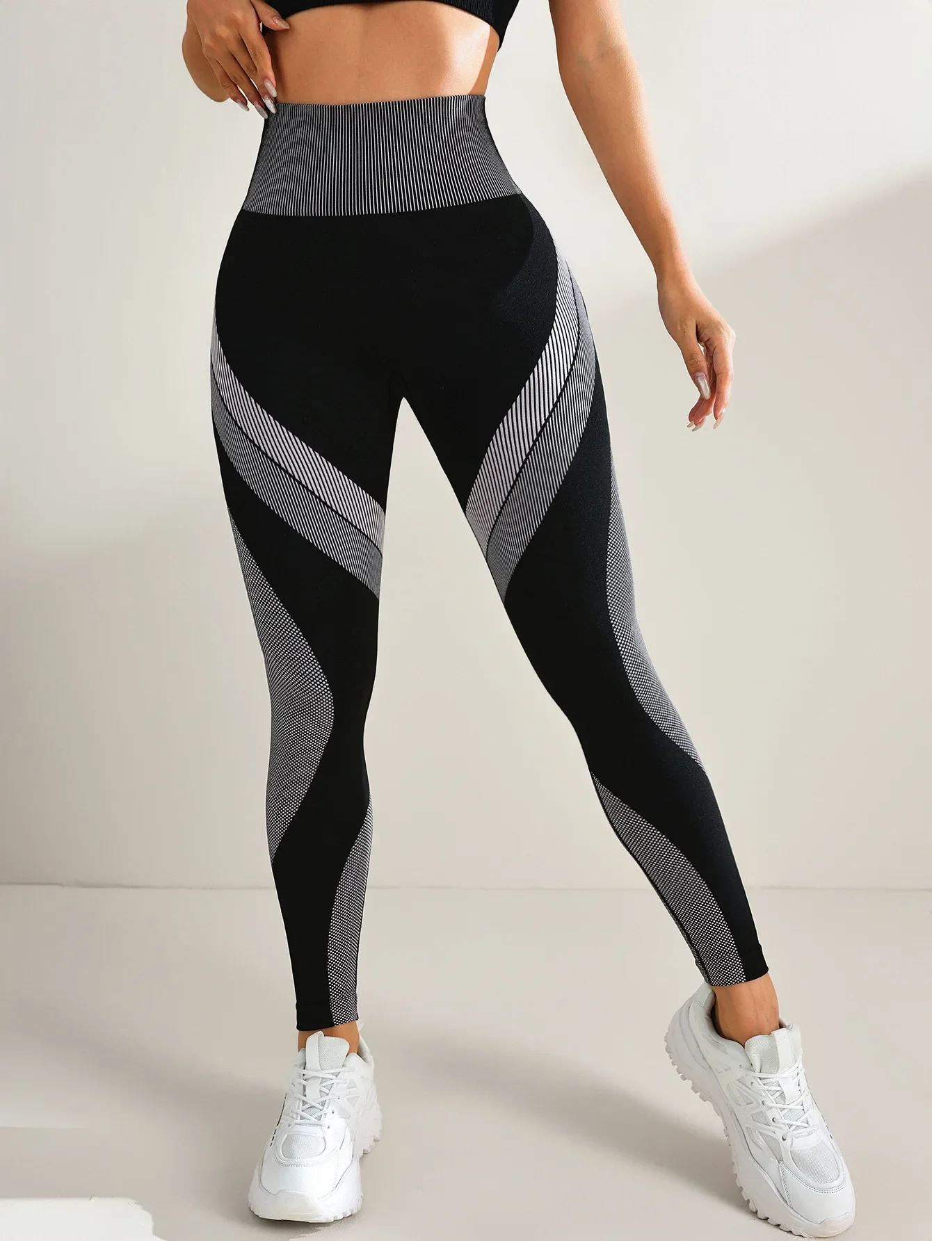 Women's Seamless Yoga Leggings Tummy Control High Waist Soft Stretchy Breathable Scrunch Butt Lifting Gym Workout Pants Leggings