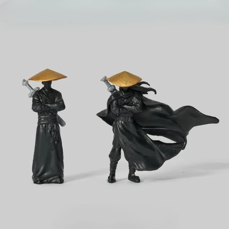 2 PCS Set Men in Black Themed Desk Statue Car Interior Decoration Collectible Character Figurine Modern Office Bonsai Miniatures