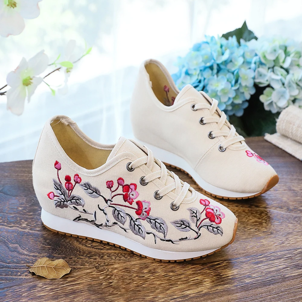 Veowalk Leaves Embroidered Women Canvas Sneakers, Low Top Lace Up Ladies Hidden Platform Casual Shoes Embroidery Creepers