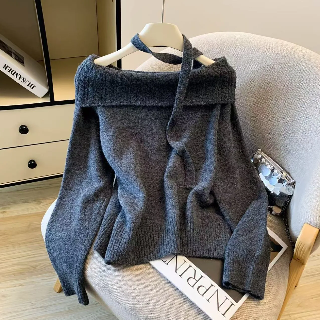 

ay Gentle Pure Desire Spicy oulder Bared Knitted One-oulder Sweater Autumn Winter Aosphere Sensation Sa Hanging Nec...