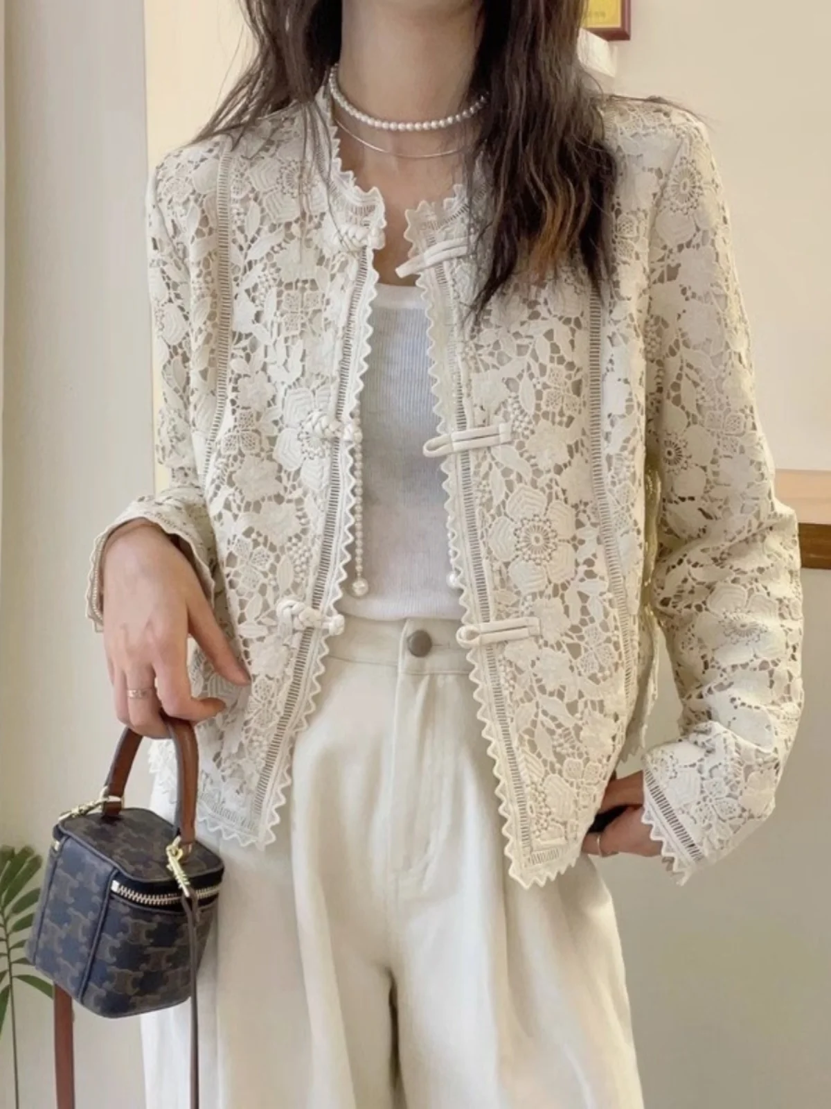 

New Chinese Sle ort Lace Hook Flower Women's Jaet Thin Baseball orm Trendy Commute Loose Fit Long Sve round Ne