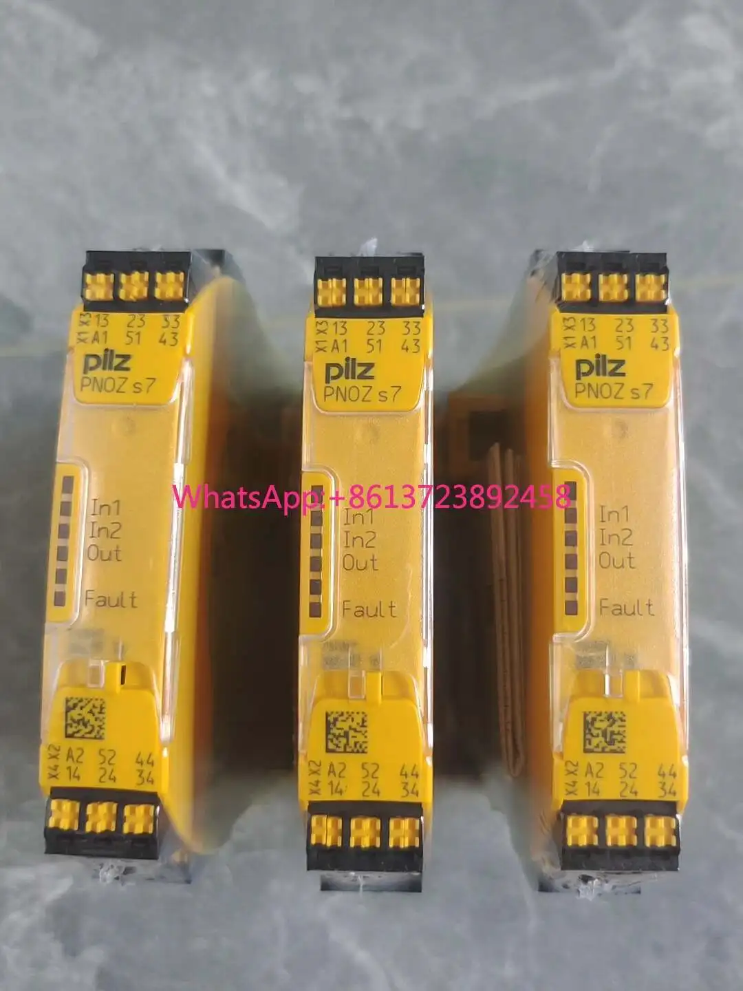

Pilz S7 751107 safety relay Germany in stock