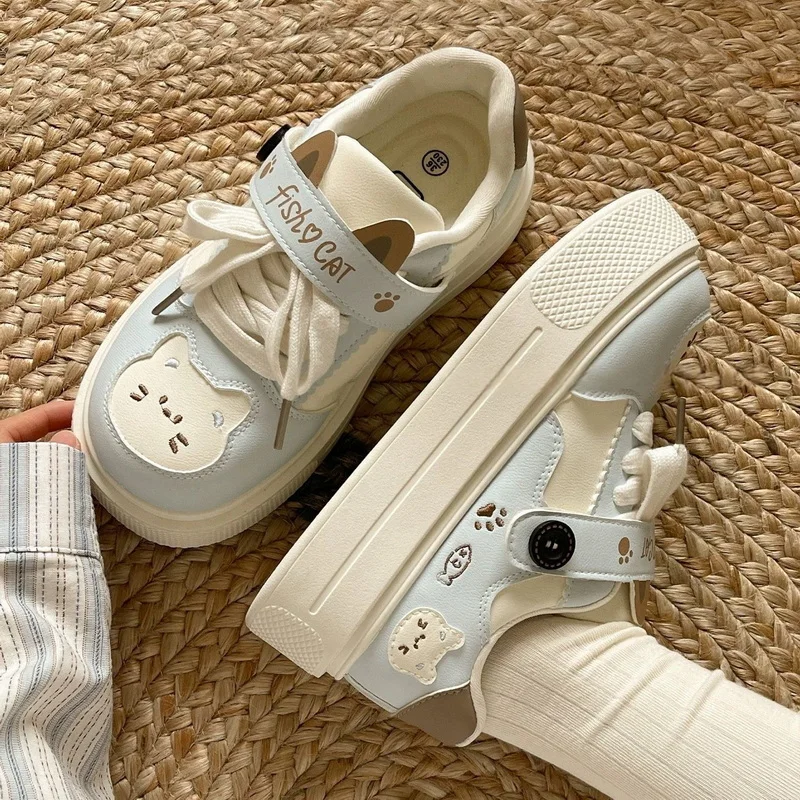 

New platform cat sneakers women's leatherette sports shoes niche kitty paw trainers teen girls chunky athletic skate shoes woman