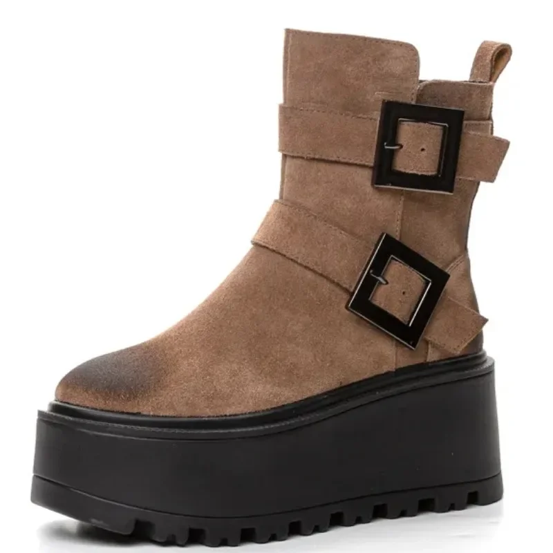 

Новые мотоциклетные ботинки из натуральной кожи 8 см, модные осенне-весенние ботильоны в британском стиле, зимняя теплая женская обувь на танкетке на платформе с молнией