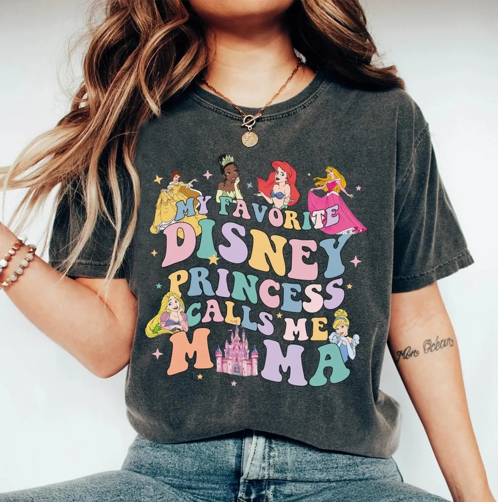 تي شيرت أميرة ديزني المفضلة يدعوني ماما تي شيرت أميرات ديزني تي شيرت ديزني ماما هدية من ابنة تي شيرت رحلة عائلية
