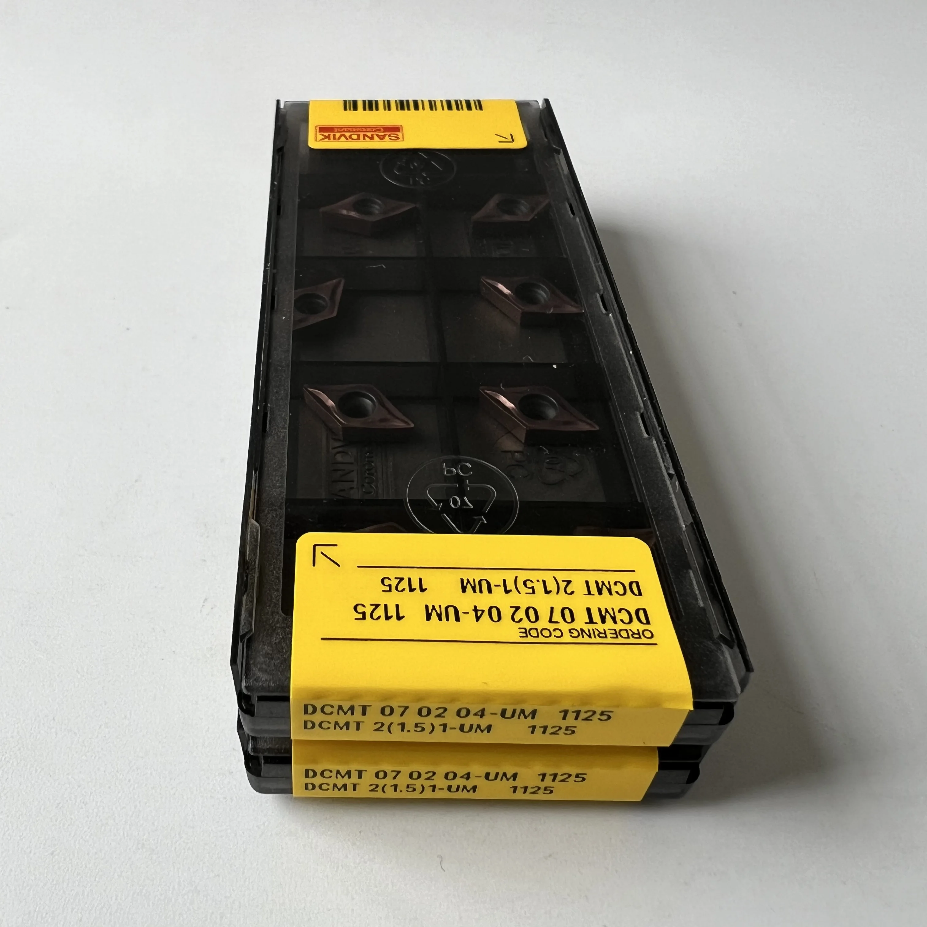 

DCMT070204-UM 1125 CNC BLADE