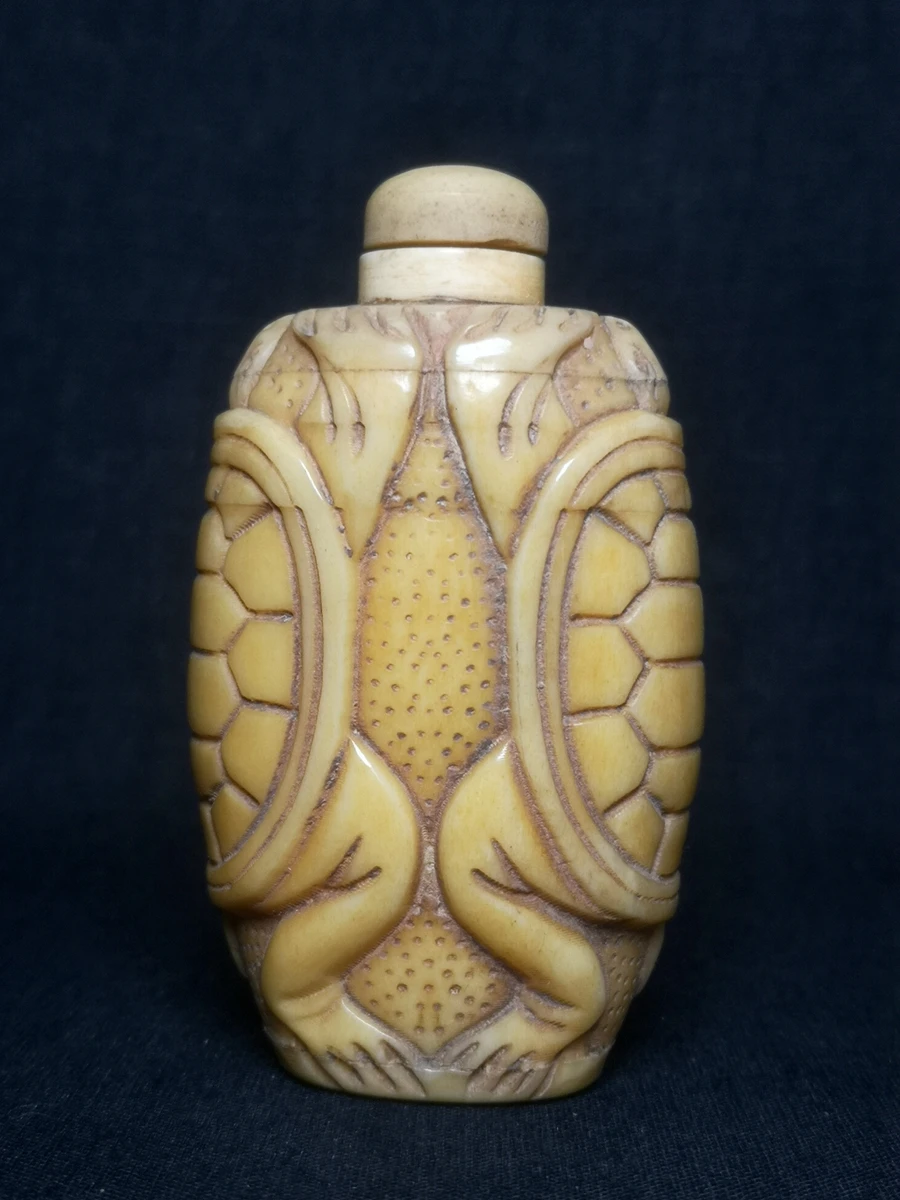 CULTUER ART Collection Ornaments Asian China Old Hand Carved Lovely Turtle statue Snuff Bottles Family Decoration gift