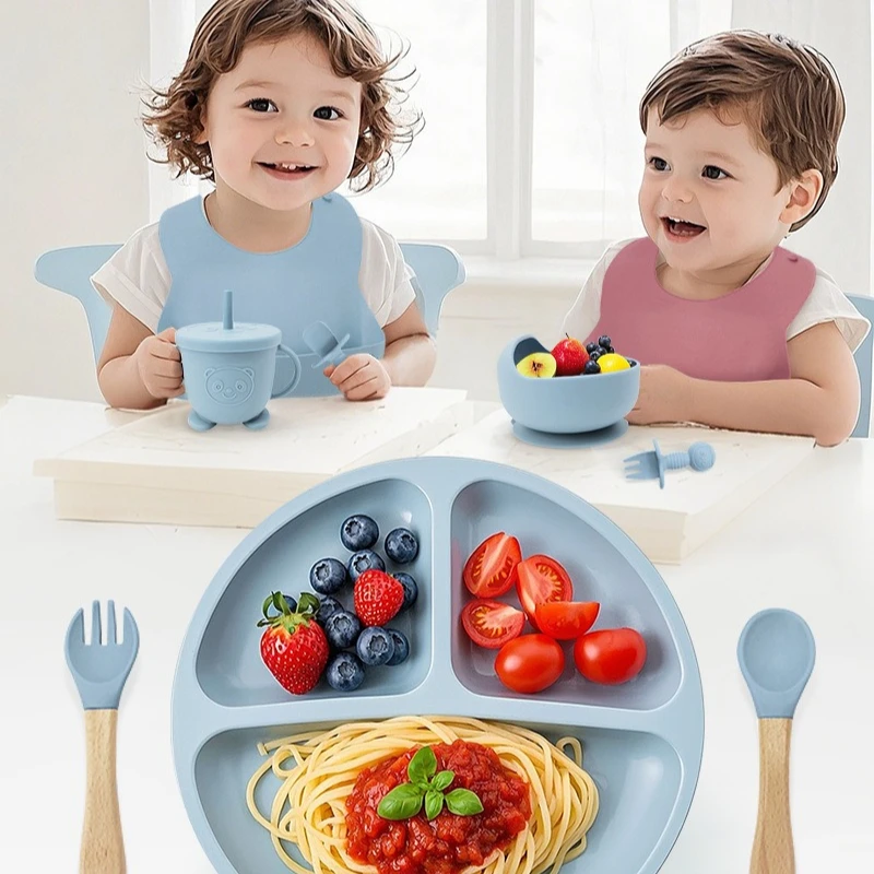 Silicone Tableware Ten Piece Set Divided Plate Baby Tableware Feeding Bowl Silicone Spoon Fork Feeding Tableware For Infants