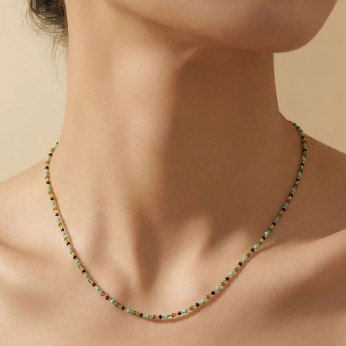 Japanese colored rice beads handmade beaded sweet literary and retro temperament extremely fine simple short necklace collarbone