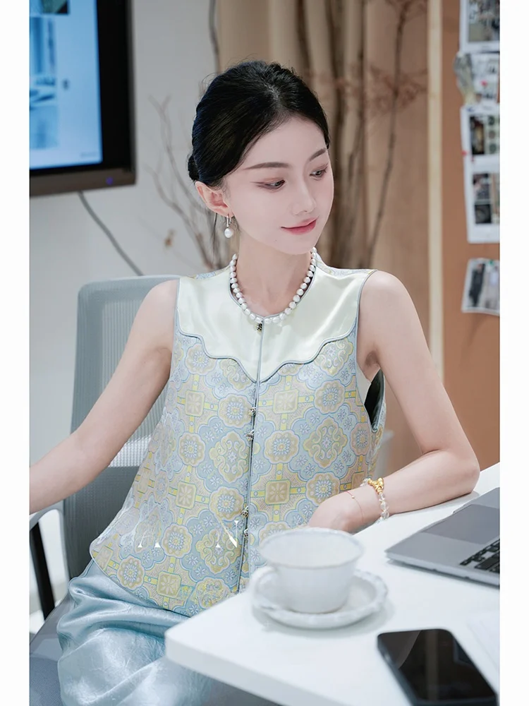 

New 2025 Summer Chinese Sle Women's Open Cardigan Vest National Sle Top YANG GZ One Pool Blue And White for Ladies