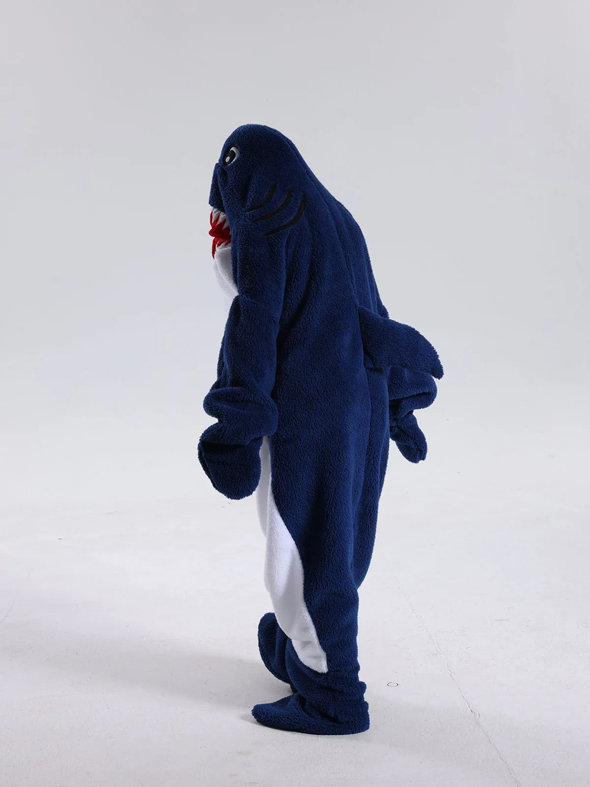 Wearable Shark Blanket Hoodie For Women Fleece Kigurumi For Men With Sleeves Soft Cozy Shark Sleeping Bag Men\'s Shark Pajamas