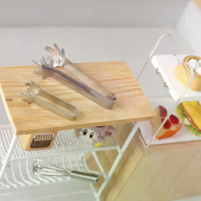 

Металлические щипцы для еды и хлеба, модель 1:12, 1:6, для кукольного домика, миниатюрные, для детских игрушек, кухонной утвари и посуды