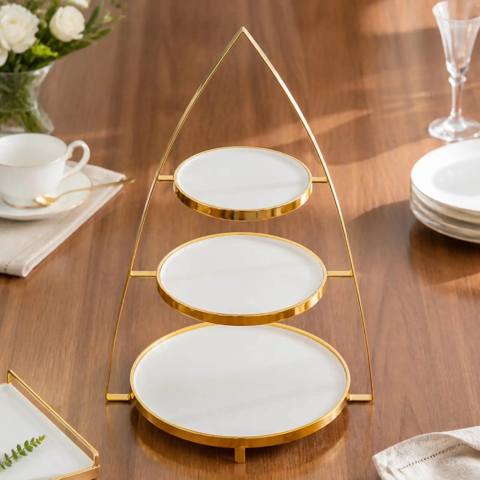 Decorative Ceramic Cake Display Set with Gold Metal Frame for Serving Cakes Sweets at Events